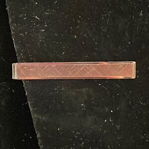 Vintage MCM 1940 Dante Art Deco silver plated checkered diamond etched tie bar